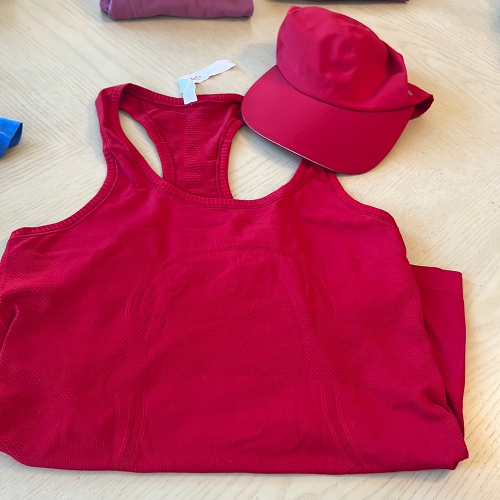 Sz 8 tank and matching hat lulu lemon